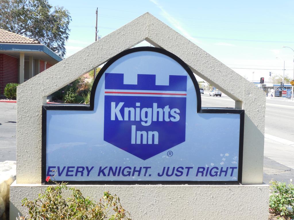 Knights Inn Palmdale Buitenkant foto